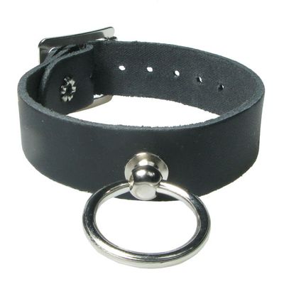 Foto van Bullet69 | Leren armband, zwart met metalen ring