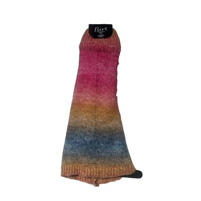 Foto van Flirt | Flaired beenwarmers van zacht pastel-regenboog breisel 