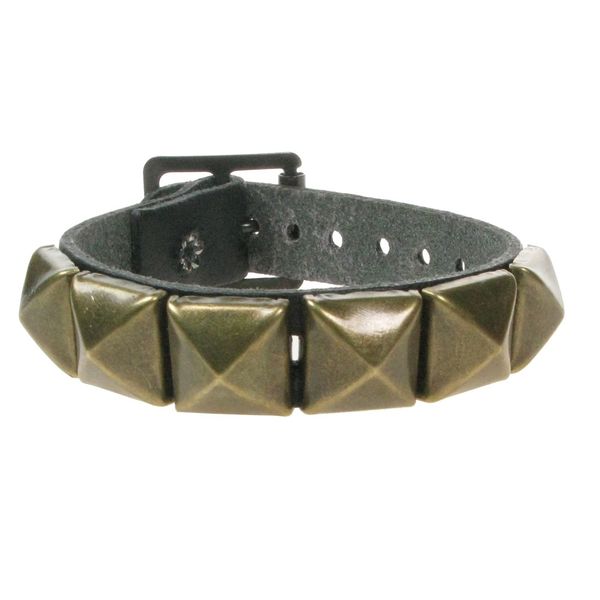 Bullet69 | Leren armband met goud pyramide studs