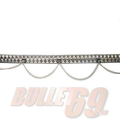 Foto van Bullet69 | Leren riem, 38mm zwart met twee rijen zilver (15 mm) piramide studs en ketting-loups