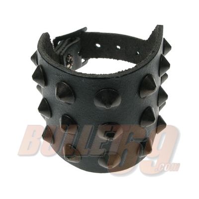 Foto van Bullet69 | Zwart leren armband met 3 rijen conical studs