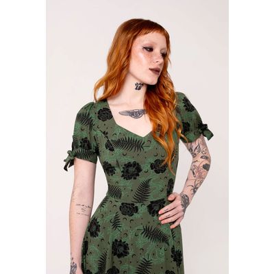 Foto van Hell Bunny | Lange groene jurk Georgia met korte mouwtjes, bladpatroon en zwarte rozen