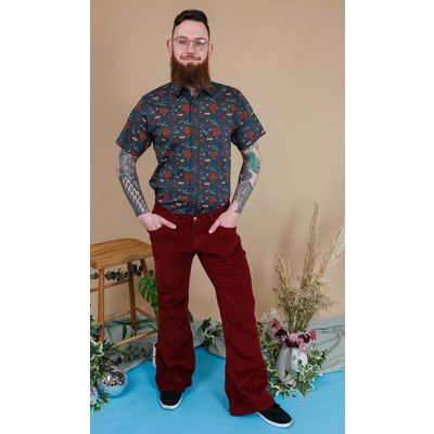 Foto van Run & Fly | Bordeaux Ribcord broek jaren 70 stijl stretch met wijde pijpen