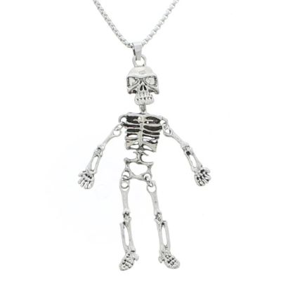 Foto van Zacharia | Halsketting met lang bungelend zilverkleurig skeletje