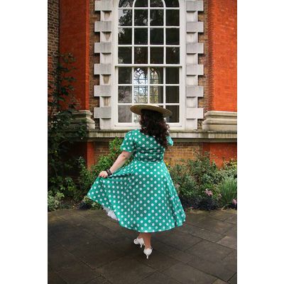 Foto van Hearts & Roses | Queen - Swing jurk NIna, groen met grote witte stippen