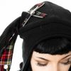 Afbeelding van Cup Cake Cult | Punk muts Bonnie met rode tartan konijnen oren en ketting
