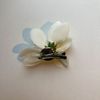 Afbeelding van Zacharia | Kleine witte lelies op haarclip en broche 