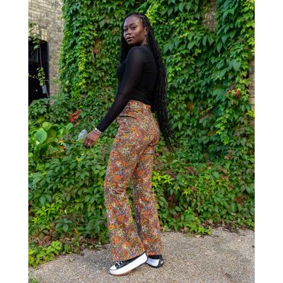 Foto van Run & Fly | Hoge Taille Broek Cottagecore Garden