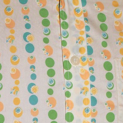 Foto van Chenaski | Overhemd 70's, Dots and tiny flowers, creme groen