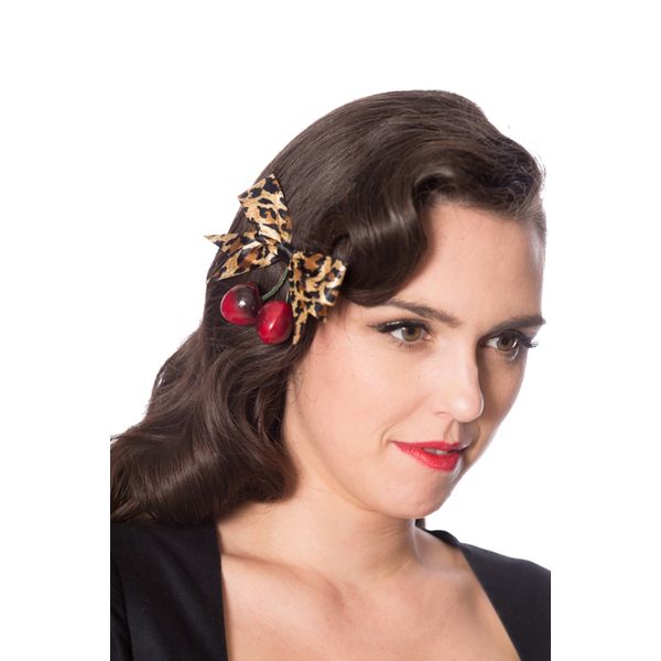 Banned | Haar clip, Wild cherry