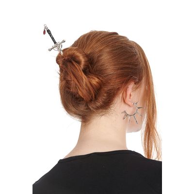 Foto van Banned | Haarstick zilveren dolk met rode diamant