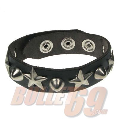 Bullet69 | Zwart leren armband met dome conical studs en sterren