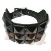 Afbeelding van Bullet69 | Brede leren armband met 3 rijen zwarte pyramide studs