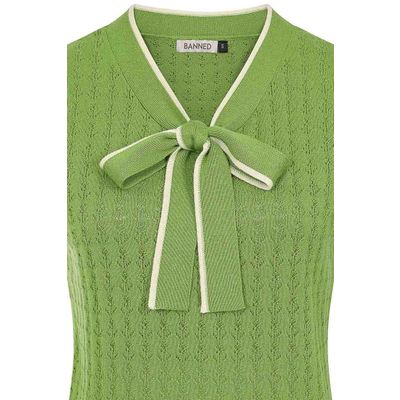 Foto van Banned | Vintage retro top Tina anchor ahoy, groen beige met V-hals en strik >>Let op zonneschade.