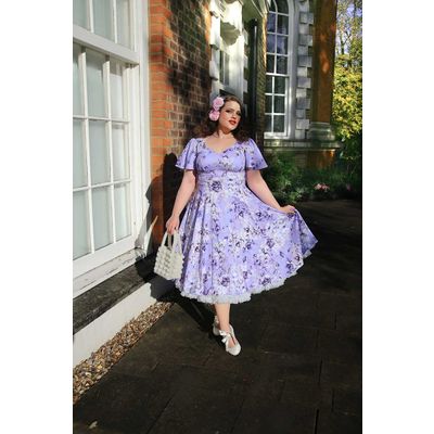 Foto van Hearts & Roses | Queen - Swing jurk Bonnie, licht paars met grote bloemen