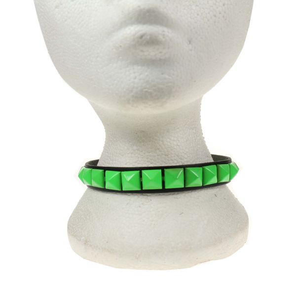 Bullet69 | Choker zwart leer met groene pyramide studs Bullet69 | Choker zwart leer met groene pyramide studs