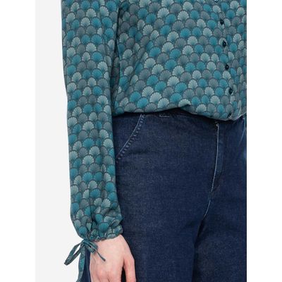 Foto van ATO Berlin | Blouse Liana met teal petrol retro patroon, eco-viscose