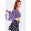 Afbeelding van Jawbreaker | Cropped gekleurde zigzag lace top met wijde mouwen