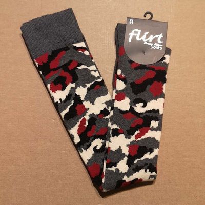 Foto van Flirt | Overknee sokken met camouflage print