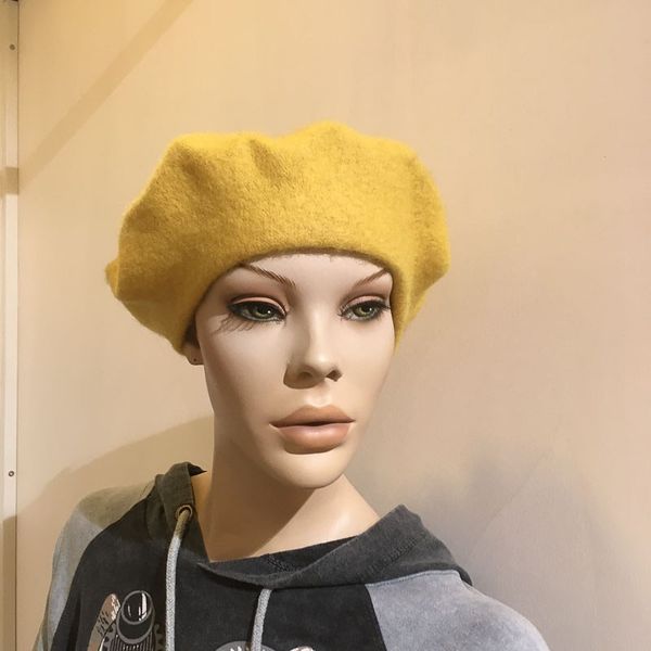 Major wear | Klassieke gele baret van wol