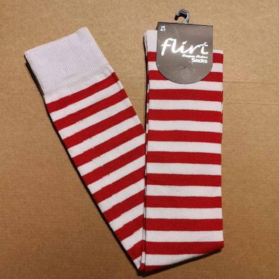 Foto van Flirt | Overknee sokken wit rood gestreept