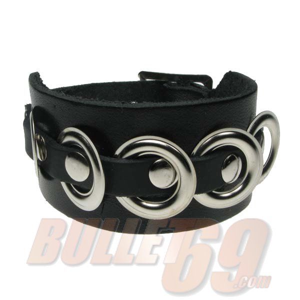 Bullet69 | Brede leren armband met rivet en eyelet ringen