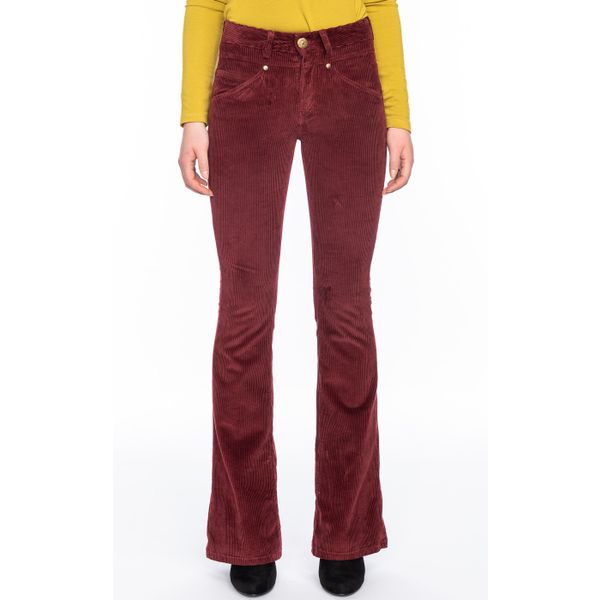 ATO Berlin | Brede ribcord broek Karlie uitlopende pijp Bordeaux 