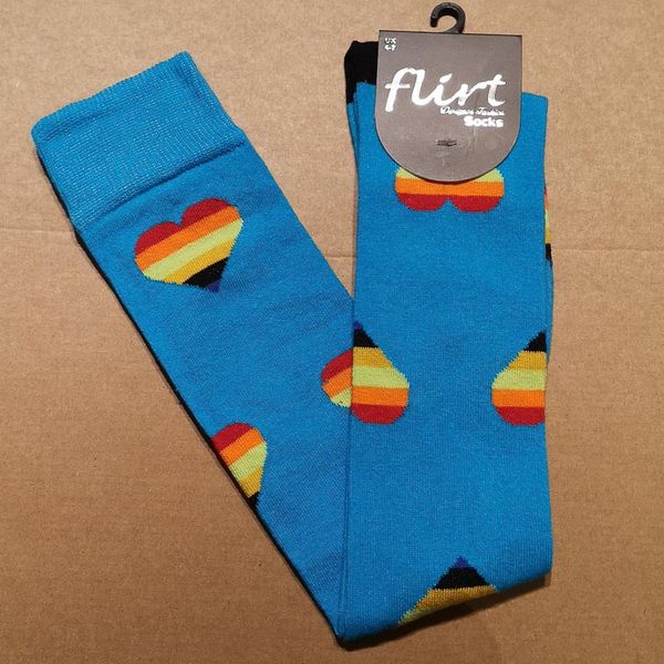 Flirt | Overknee sokken blauw met regenboog hartjes