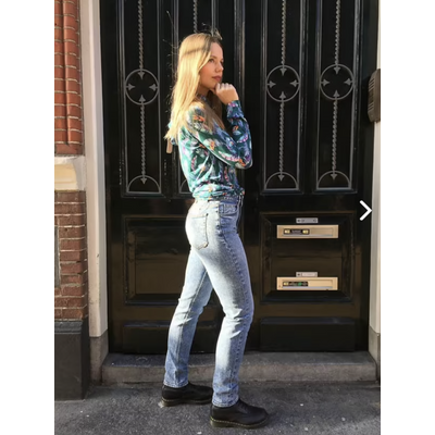Foto van ATO Berlin | Taille hoge jeans Khloe, met jaren 80 used wassing 
