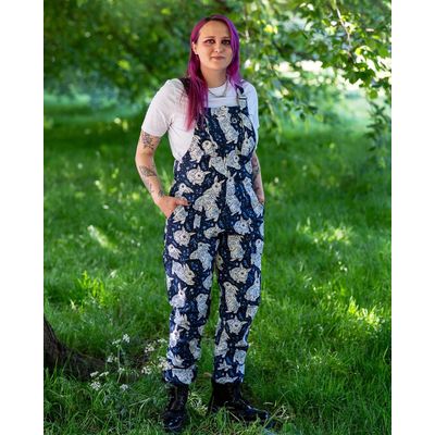 Foto van Rebel Romance | Tuinbroek Abi Perry Bunnies blauw met konijntjes en bloemen