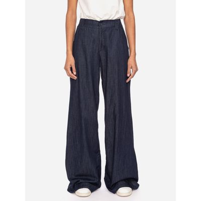 Foto van ATO Berlin | Donkerblauwe jeans met wijde pijpen Caro