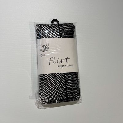 Foto van Flirt | Zwarte fishnet panty met naad