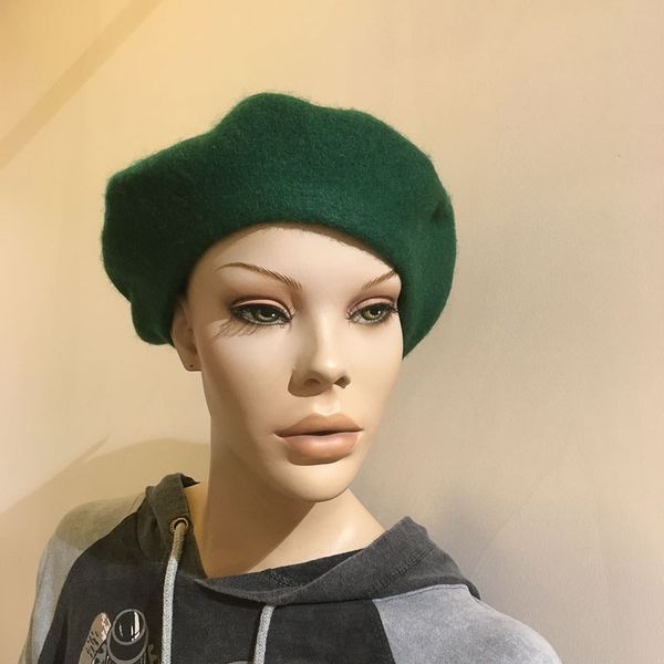 Vermelden diepvries Zuinig Major wear | Klassieke groen baret van wol kopen? Simsalabim.