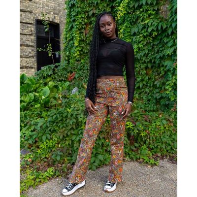 Foto van Run & Fly | Hoge Taille Broek Cottagecore Garden