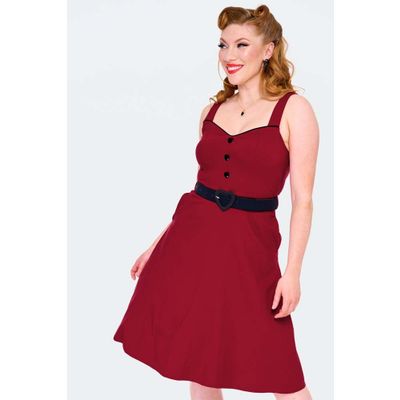 Foto van Voodoo Vixen | Vintage inspired curve, flare dress with heart buckle