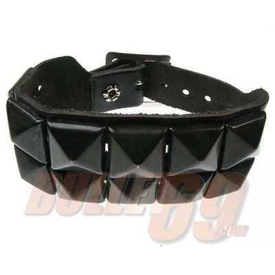 Foto van Leren polsband, 35mm - zwart met 2 rij zwarte piramide studs