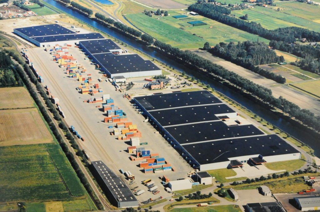 HUSA Logistics Veendam zonnedak project