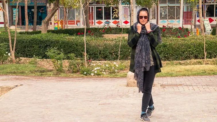 Kleding Iran: Wat draag je als vrouw bij het backpacken in Iran
