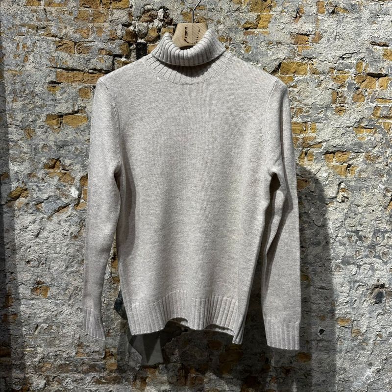 Kris K Sean Connerey Roll Neck Cashmere Sweater Oatmeal Kris K Sean Connerey Roll Neck Cashmere Sweater Oatmeal