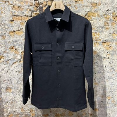Foto van BENK Bowy Overshirt Black