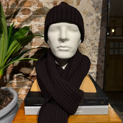 Foto van Kris K Scarf of Scotland Brown