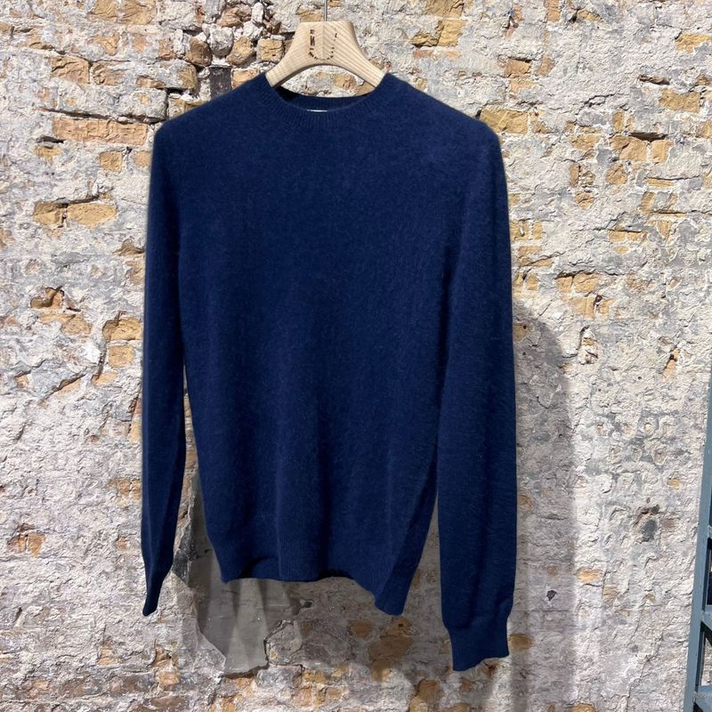 Majestic Filatures Raccoon Wool Navy Blue Majestic Filatures Raccoon Wool Navy Blue