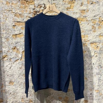 Foto van Majestic Filatures Roundneck Raccon Wool Navy