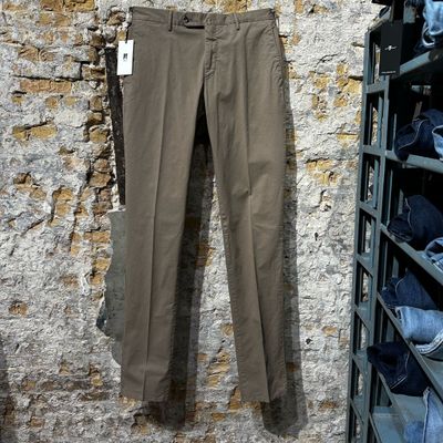 PT Torino Slim Fit Cotton Wet Sand Foto van PT Torino Slim Fit Cotton Wet Sand