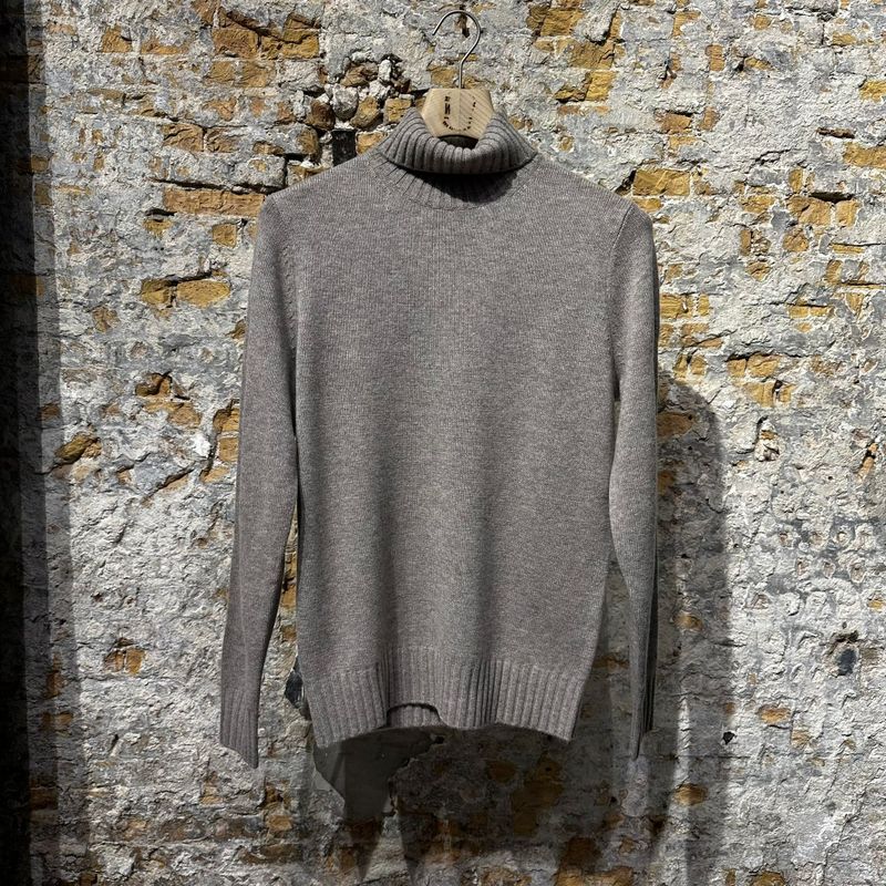Kris K Sean Connerey Roll Neck Cashmere Sweater Sandy Lake Kris K Sean Connerey Roll Neck Cashmere Sweater Sandy Lake