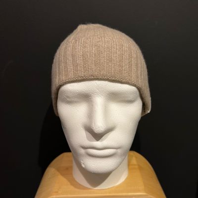 Foto van Amanda Christensen Beanie Camel