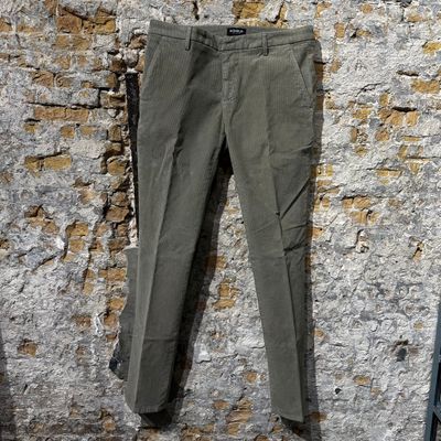 Dondup Pantalon Spirrittisimo Baby rib Olive Foto van Dondup Pantalon Spirrittisimo Baby rib Olive