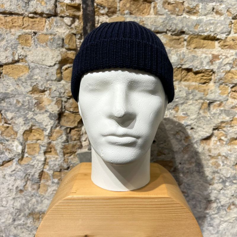 Roosenstein WOLKE short Skipper Beanie Navy