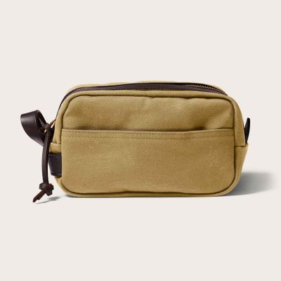 Filson Travel Kit Tan Foto van Filson Travel Kit Tan