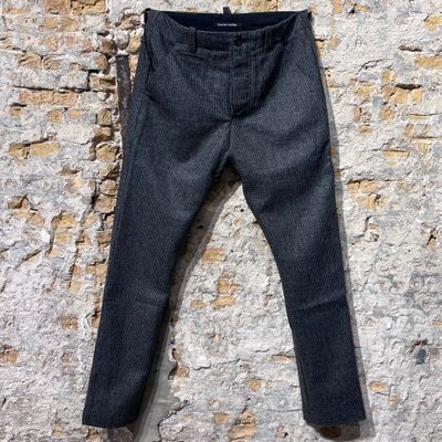Hannes Roether Bar Pants Wool Grey Black Foto van Hannes Roether Bar Pants Wool Grey Black